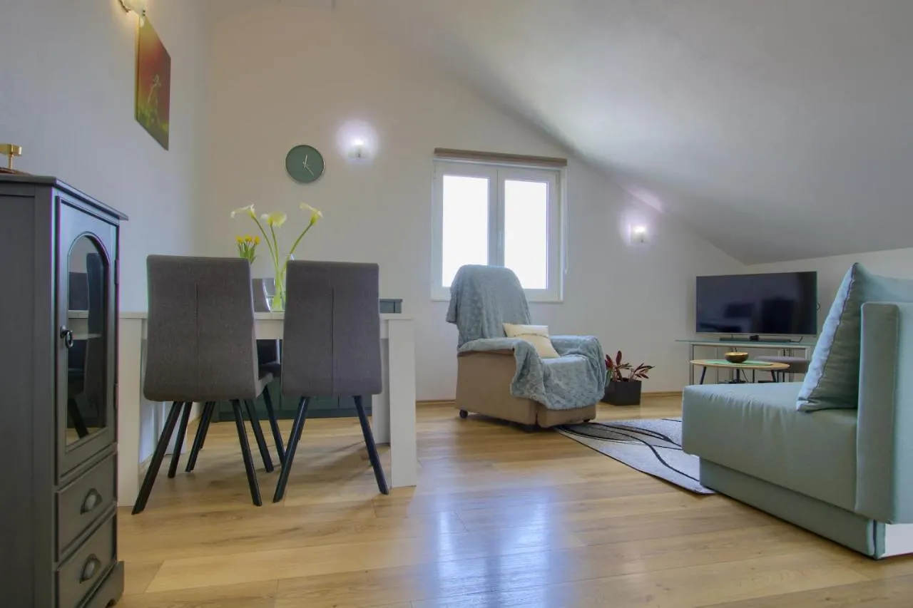 Summer Bliss Suite Preko 0*,  Croatia