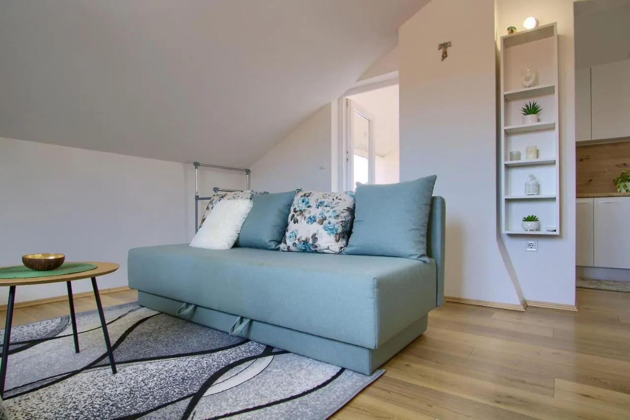 Apartment Summer Bliss Suite Preko