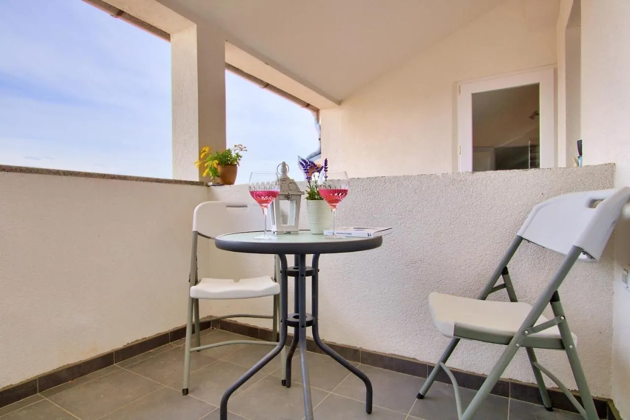 Summer Bliss Suite Preko