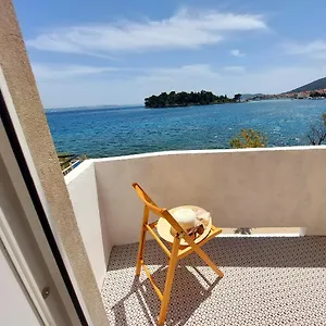 Apartment Apartman Darija, Preko
