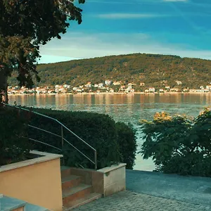  Apartment Osljak